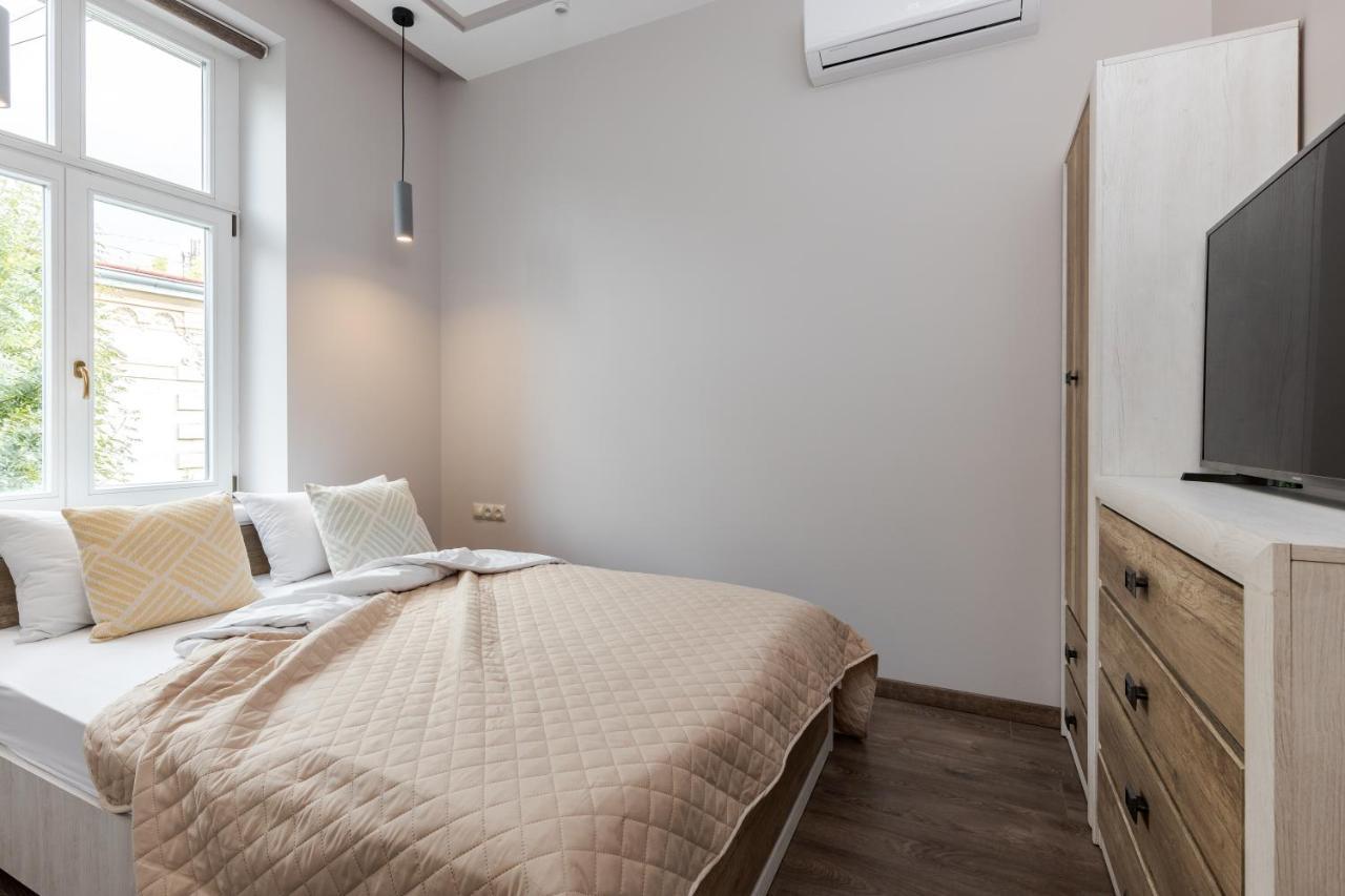 Inshiapartments On Kovzhuna Str Lviv Eksteriør bilde